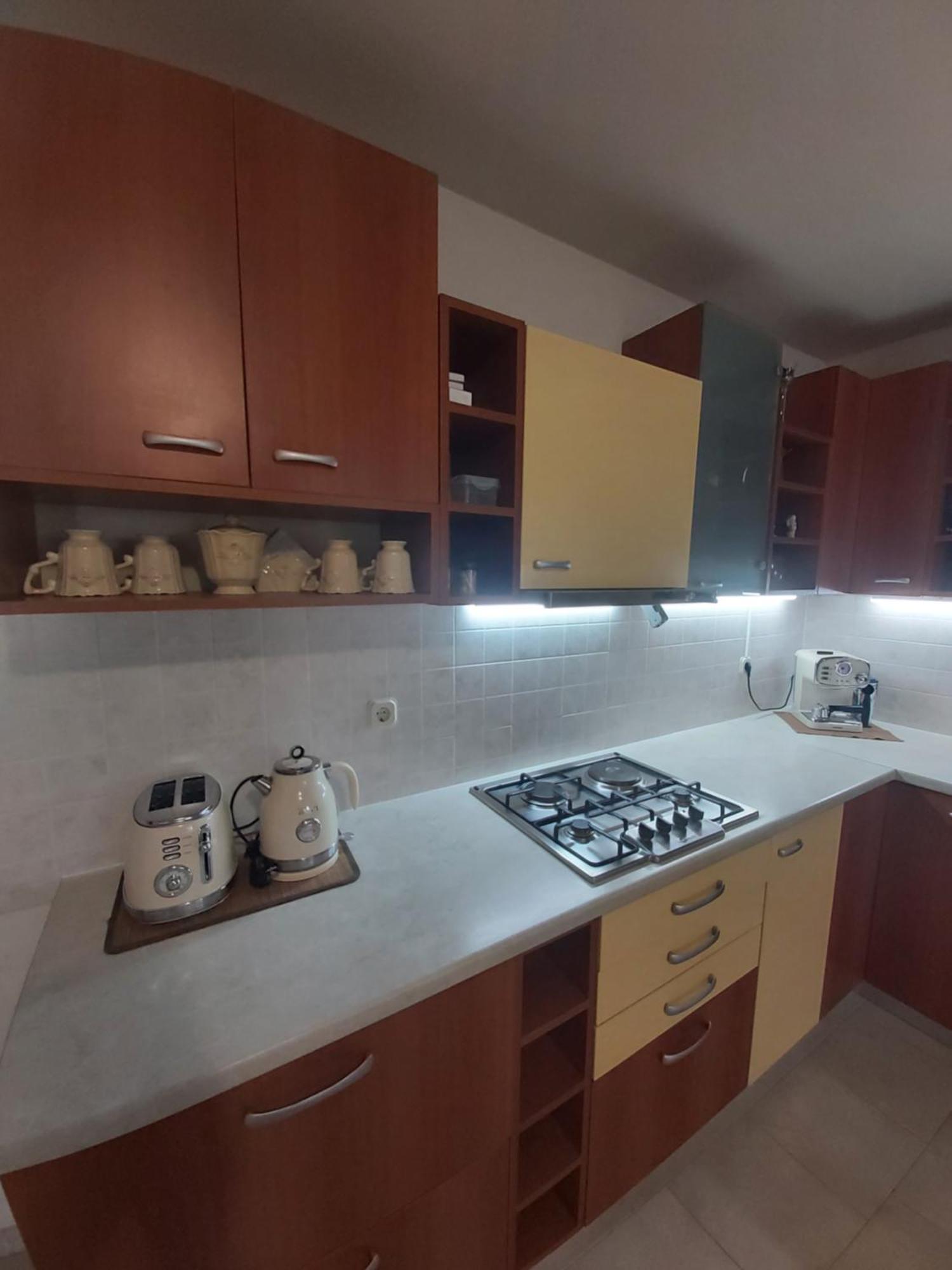 Apartman Luce With Shared Pool Задар Екстериор снимка